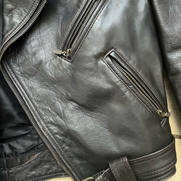 Vintage custom made leather motorcycle jacket - Picture 7 of 7